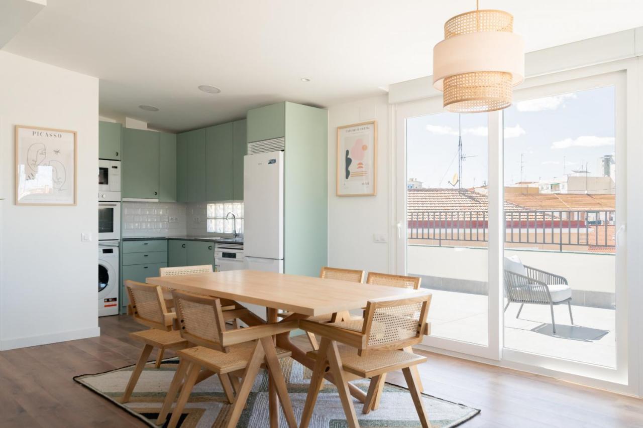 Atico Reformado En Madrid Rio Alquiler Temporal Apartment ภายนอก รูปภาพ