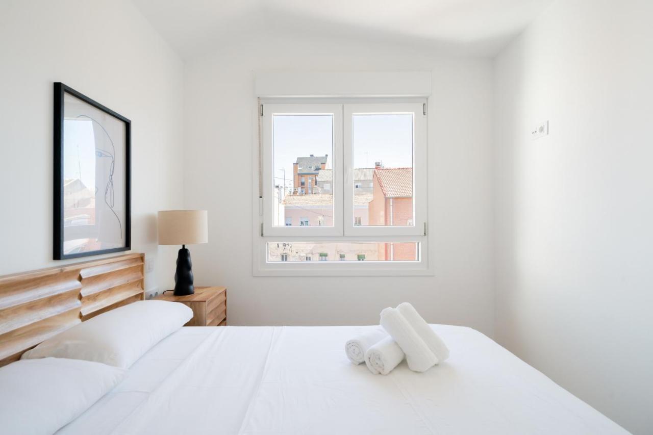 Atico Reformado En Madrid Rio Alquiler Temporal Apartment ภายนอก รูปภาพ